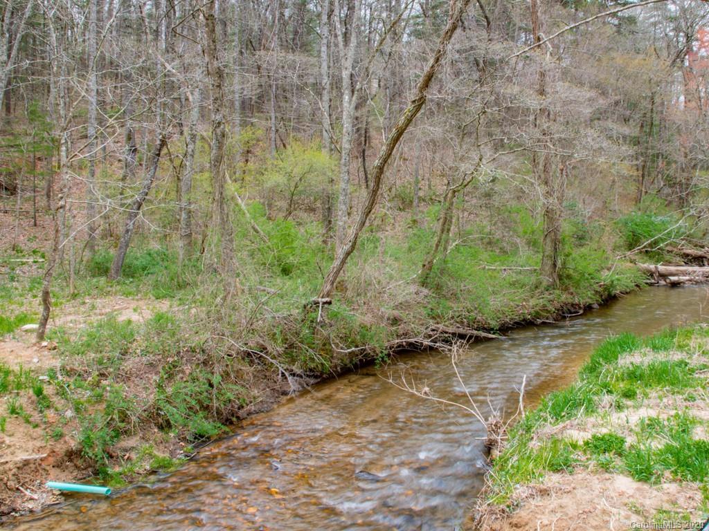 35 Wandering Oaks Way Asheville NC 28805