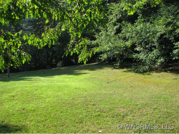 22 Bassett Road Asheville NC 28804