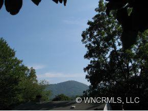 22 Bassett Road Asheville NC 28804
