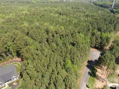 123 Summerlake Drive New London NC 28127