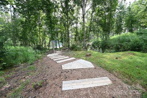 2576 Jumping Run Connelly Springs NC 28612