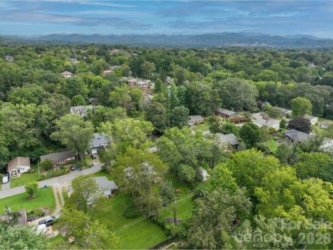 10 Rex Drive Asheville NC 28806