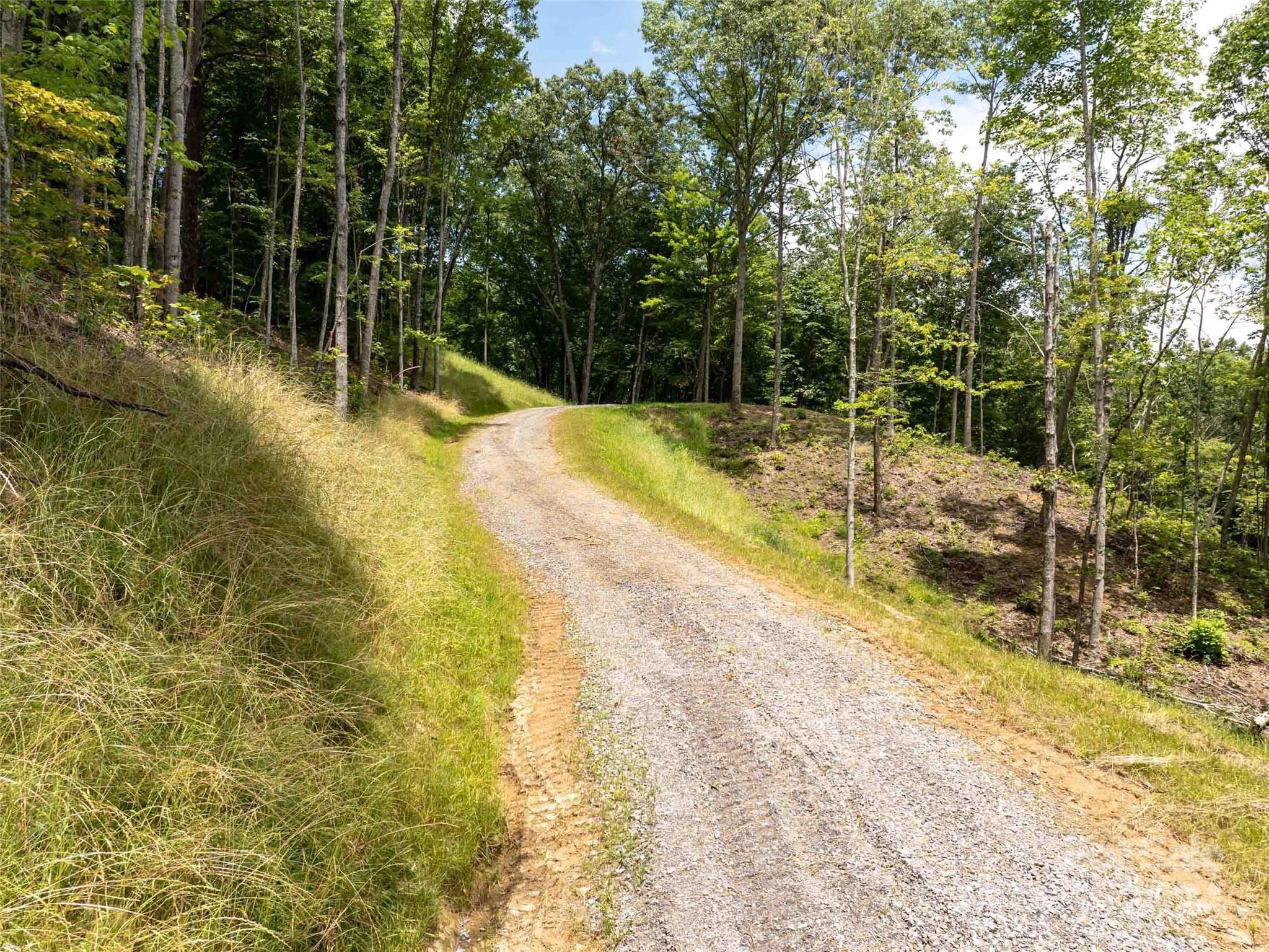 #32 Tapestry Trail Waynesville NC 28785