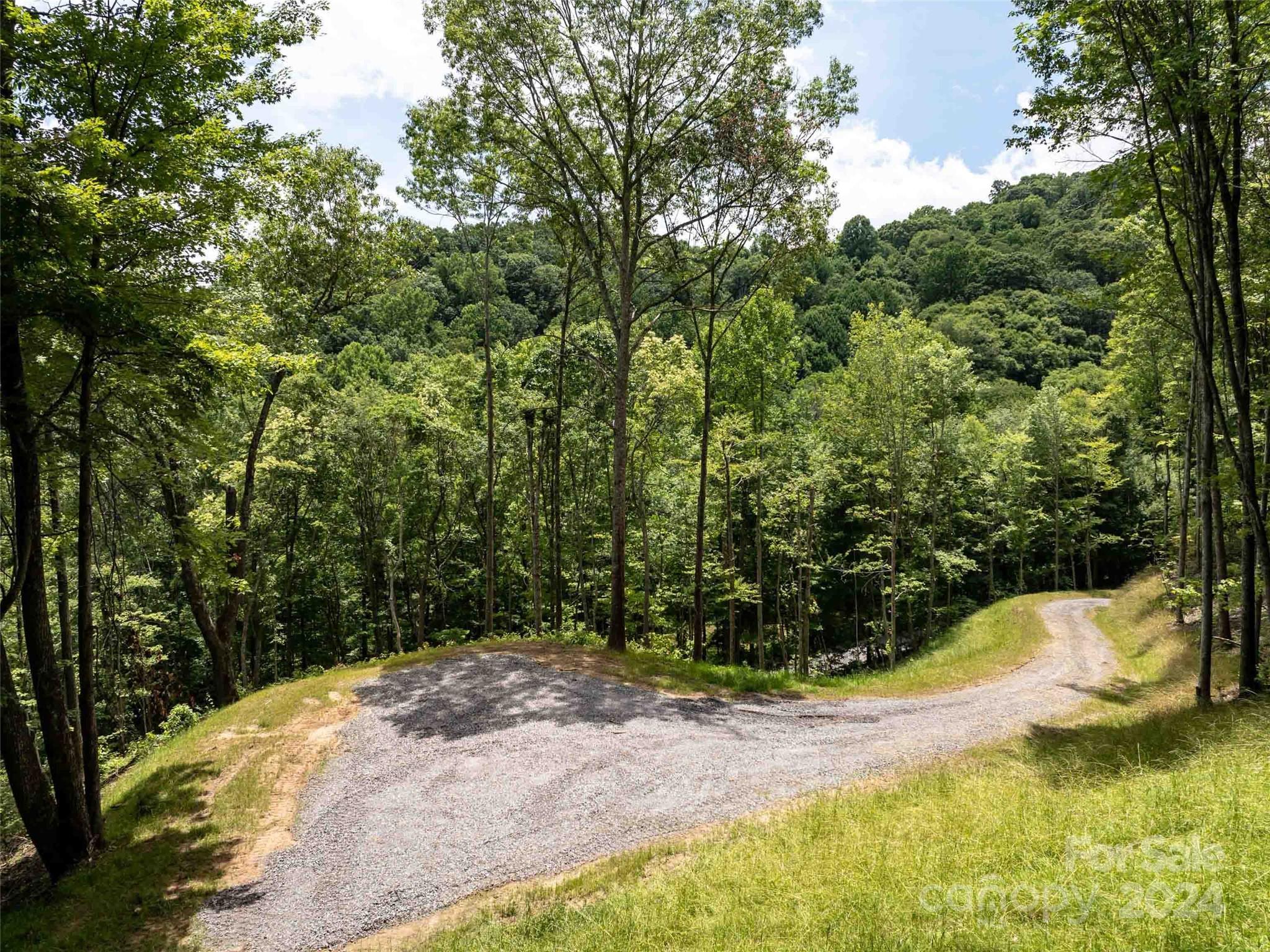 #32 Tapestry Trail Waynesville NC 28785