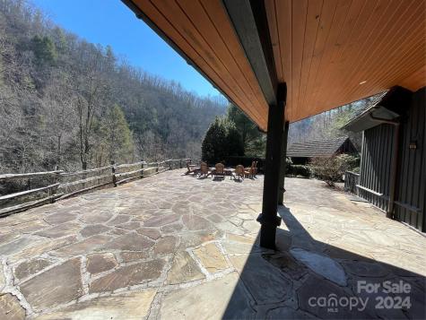 000 Bear River Lodge Trail Marshall NC 28753