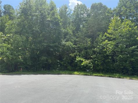 1047 Williamsburg Drive Lenoir NC 28645
