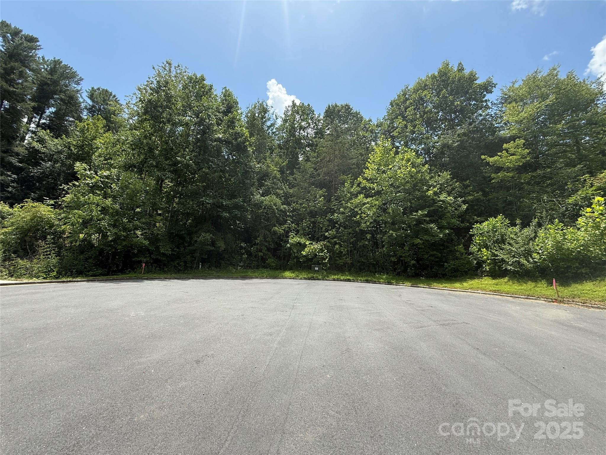 1047 Williamsburg Drive Lenoir NC 28645