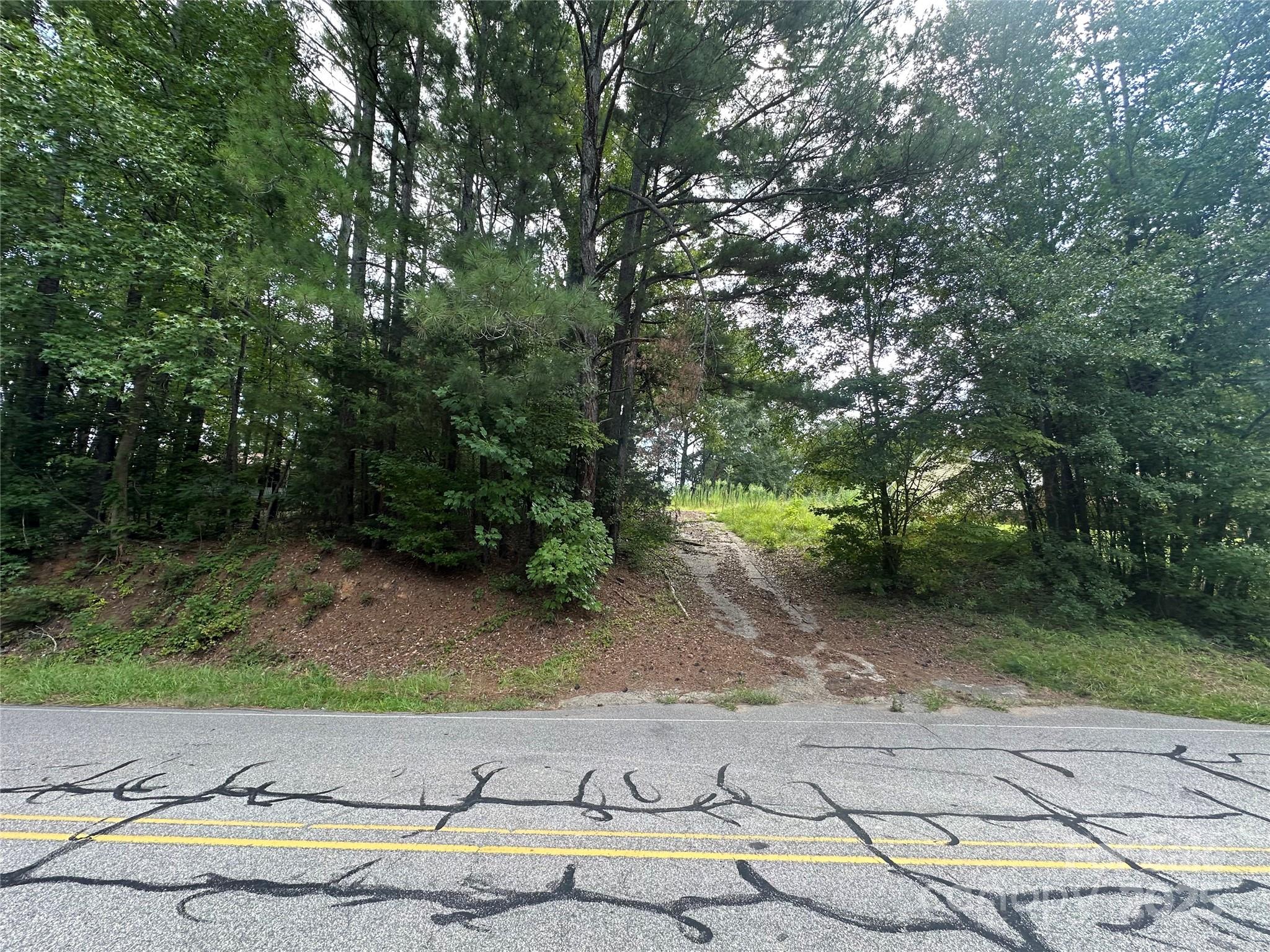 305 River Road Rockingham NC 28379