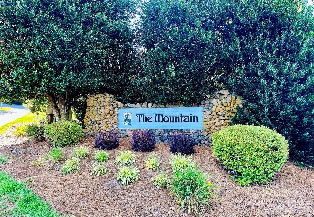 * Spanish Oak Lane Gastonia NC 28056