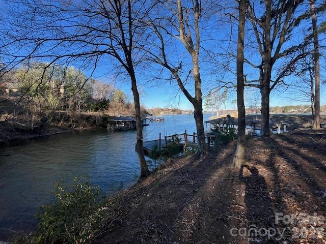 4559 1st Street NW Hickory NC 28601