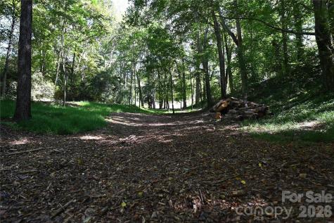 4559 1st Street NW Hickory NC 28601