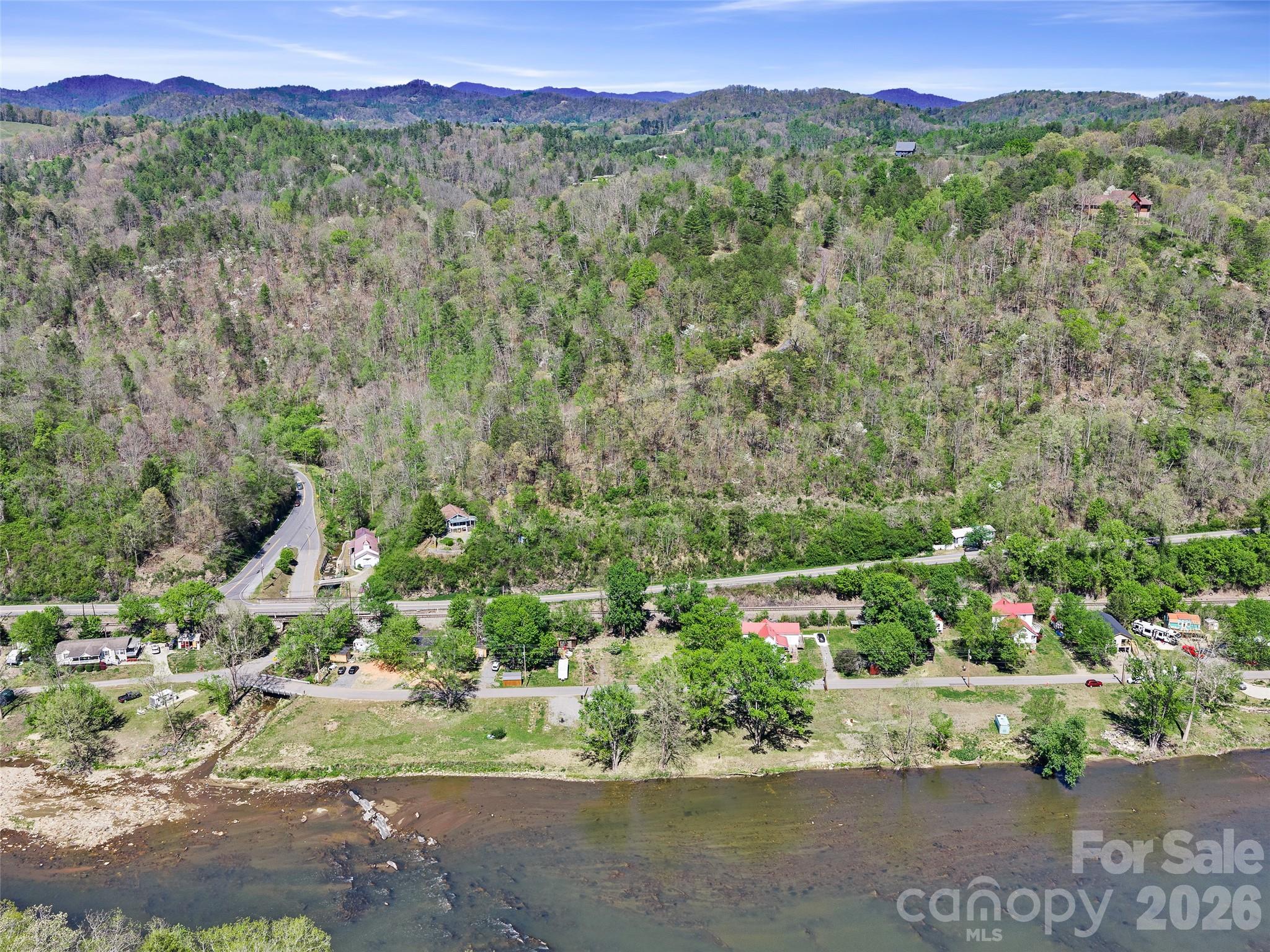 150 Rollins Road Marshall NC 28753