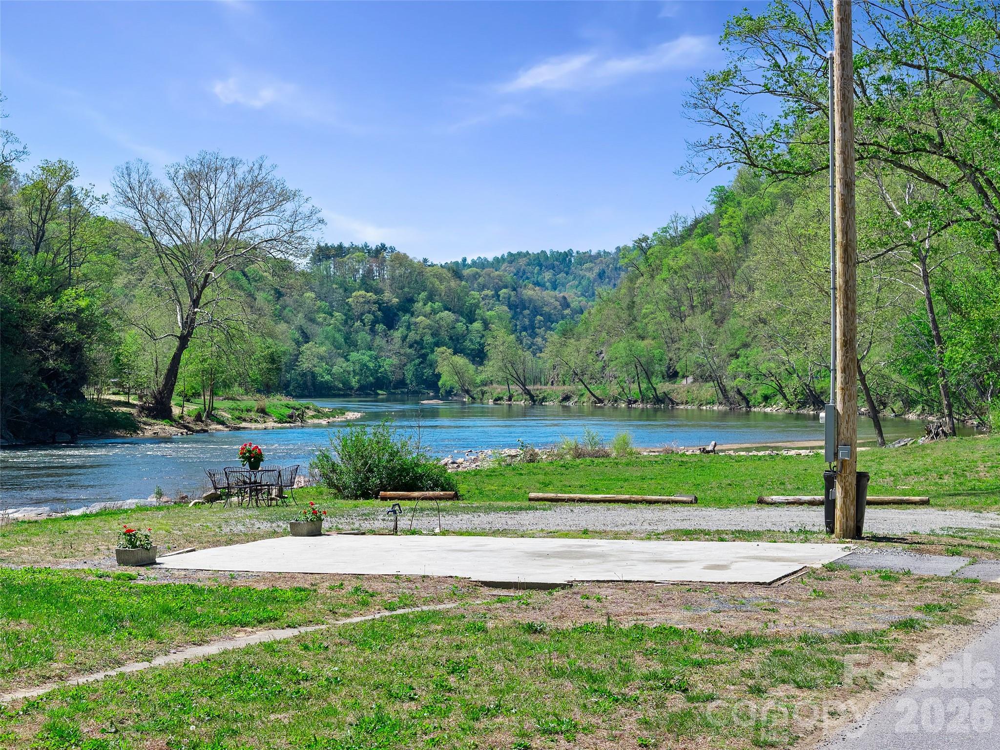 150 Rollins Road Marshall NC 28753