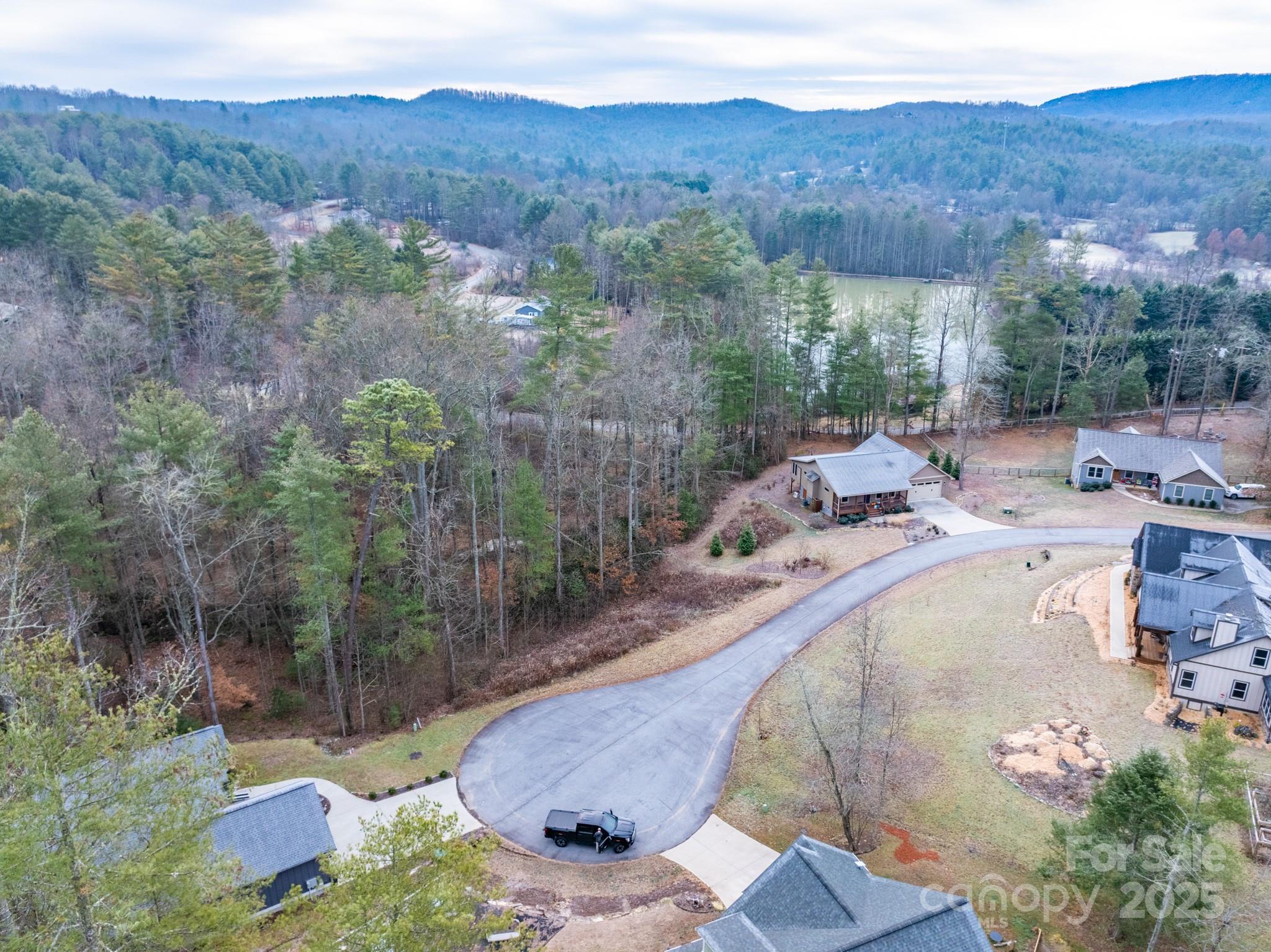 62 Crystal Cove Drive Hendersonville NC 28739