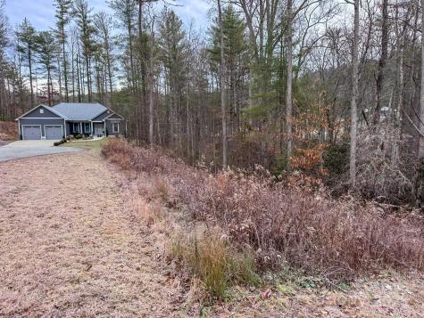 62 Crystal Cove Drive Hendersonville NC 28739