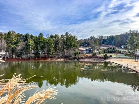 62 Crystal Cove Drive Hendersonville NC 28739