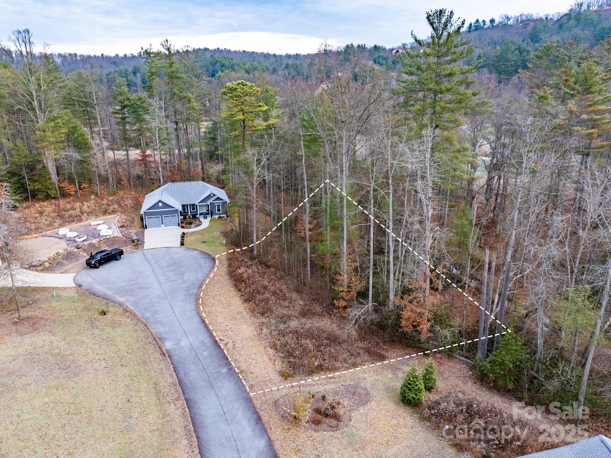 62 Crystal Cove Drive Hendersonville NC 28739