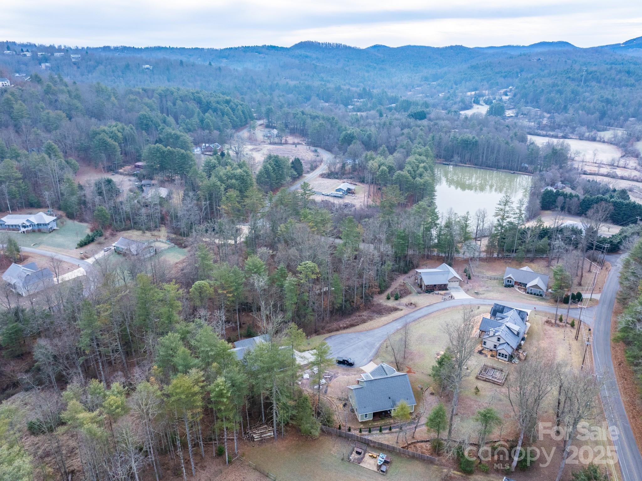 62 Crystal Cove Drive Hendersonville NC 28739
