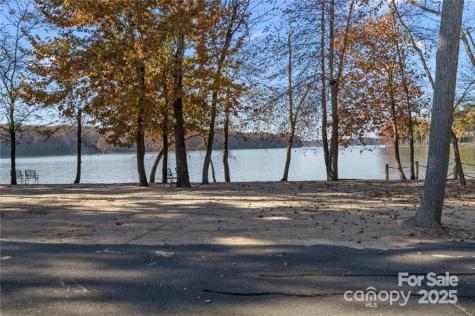 1029 Glade Spring Court Belmont NC 28012
