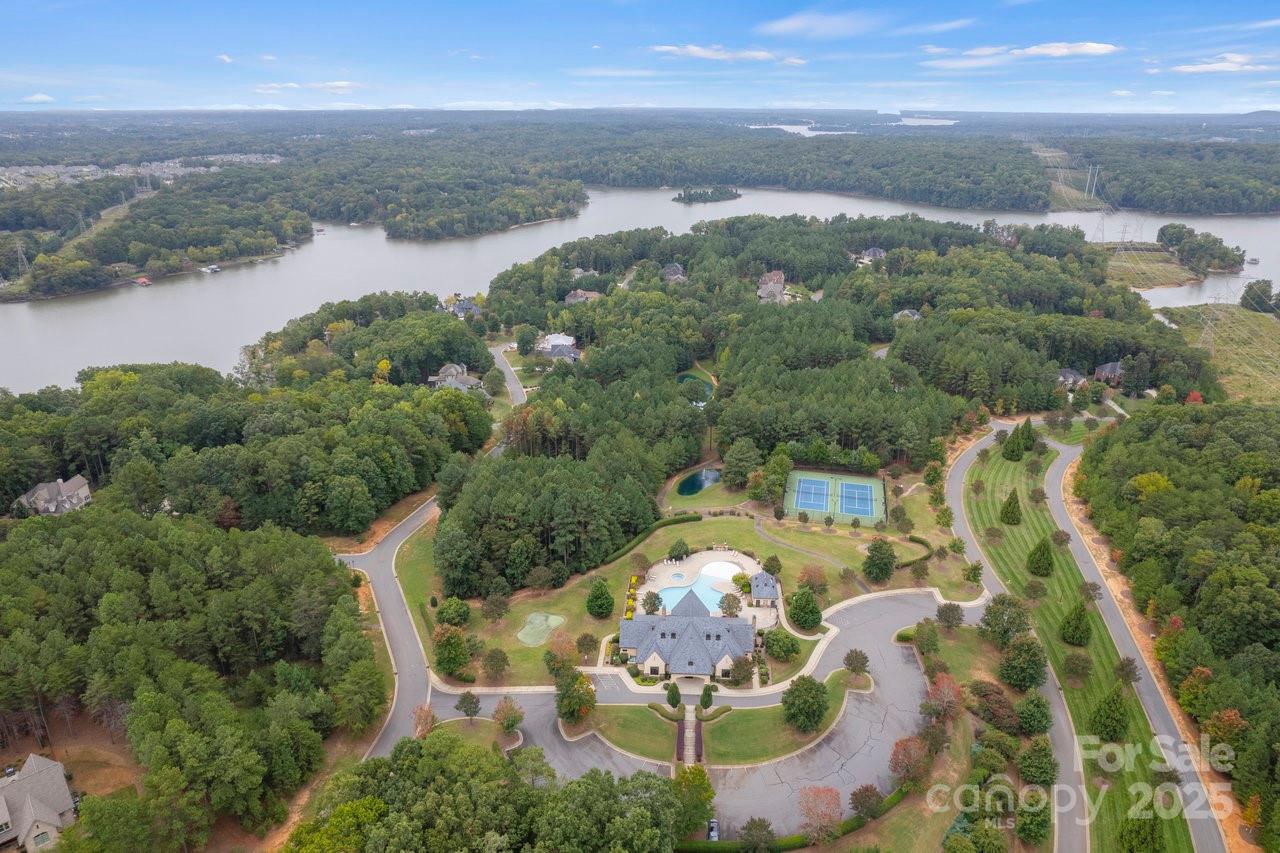 1029 Glade Spring Court Belmont NC 28012
