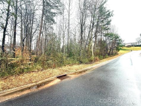 5136 Mark Drive NE Hickory NC 28601