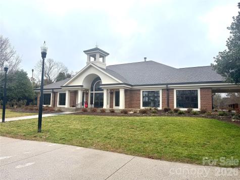 5136 Mark Drive NE Hickory NC 28601