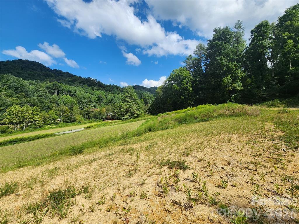 5570 Meadow Fork Road Hot Springs NC 28743