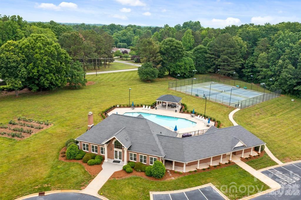 301 E Glenview Drive Salisbury NC 28147