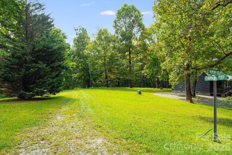 000 Fawns Rest Street Black Mountain NC 28711