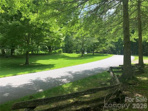 10 Mountain Gait Drive Mars Hill NC 28754