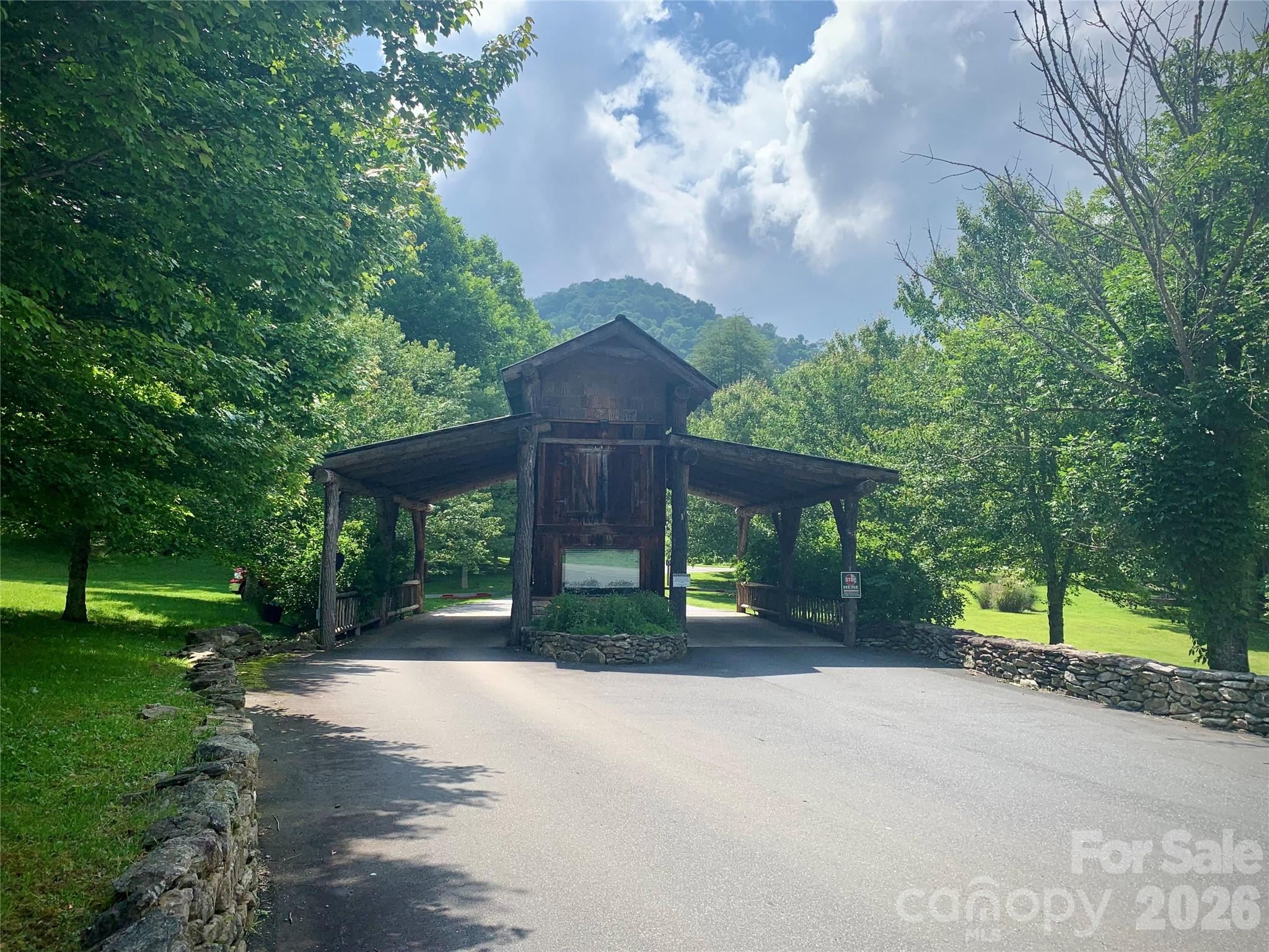 10 Mountain Gait Drive Mars Hill NC 28754