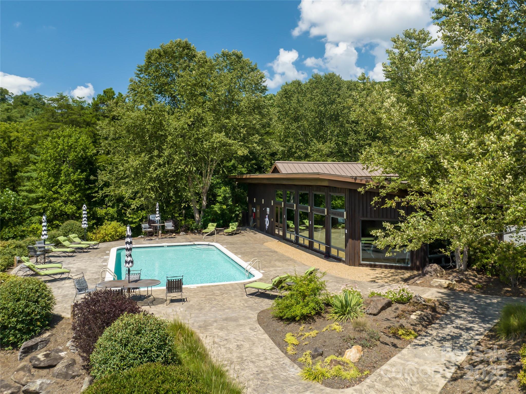 101 Red Maple Run Marshall NC 28753