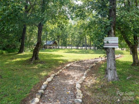 101 Red Maple Run Marshall NC 28753
