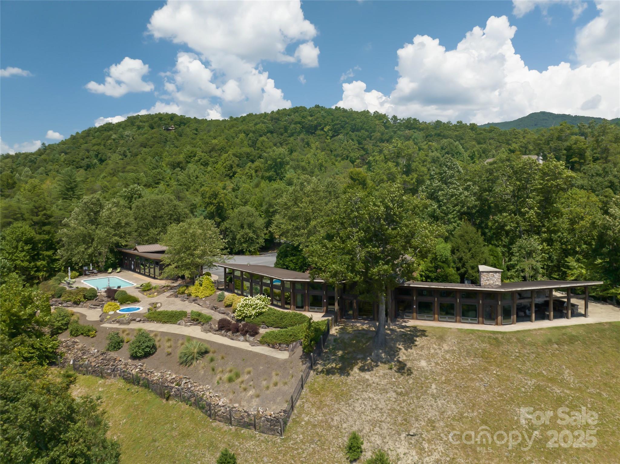 101 Red Maple Run Marshall NC 28753