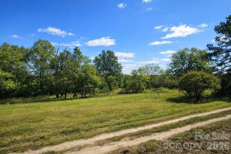 553 Avents Lane Nashville NC 27856