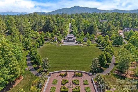 325 Flowering Vine Court Asheville NC 28803