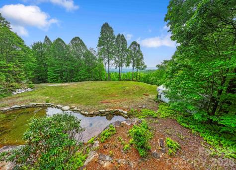 1325 Golden Road Lake Toxaway NC 28747