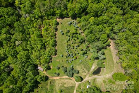 1557 Shoal Creek Road Balsam Grove NC 28708