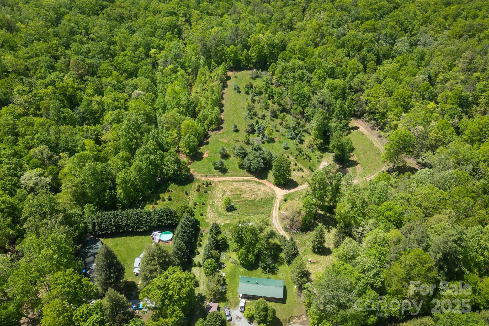 1557 Shoal Creek Road Balsam Grove NC 28708