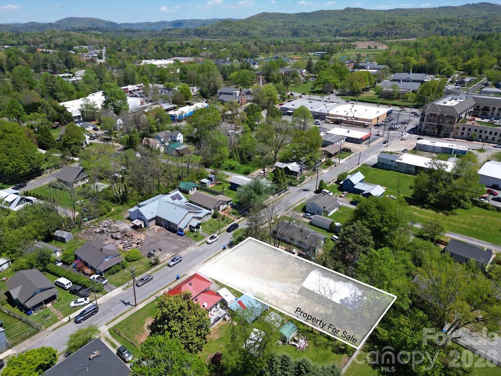 163 W French Broad Street Brevard NC 28712
