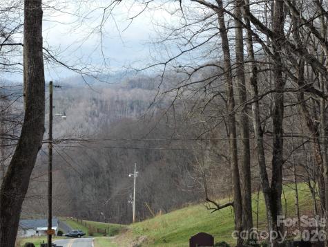 191 Bens Bend Bakersville NC 28705