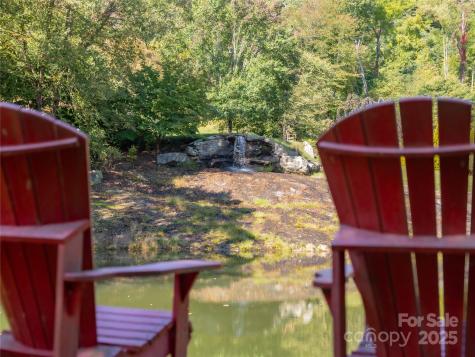22 Signature Row Boulevard Waynesville NC 28785