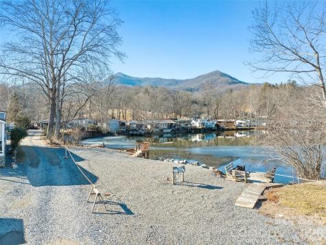 234 Tri Lakes Drive Waynesville NC 28785