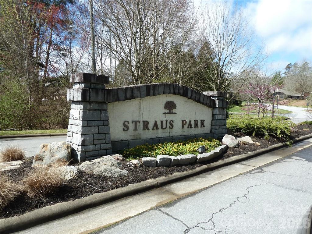14 Park Place Brevard NC 28712