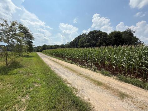 1 Acorn Lane Monroe NC 28112