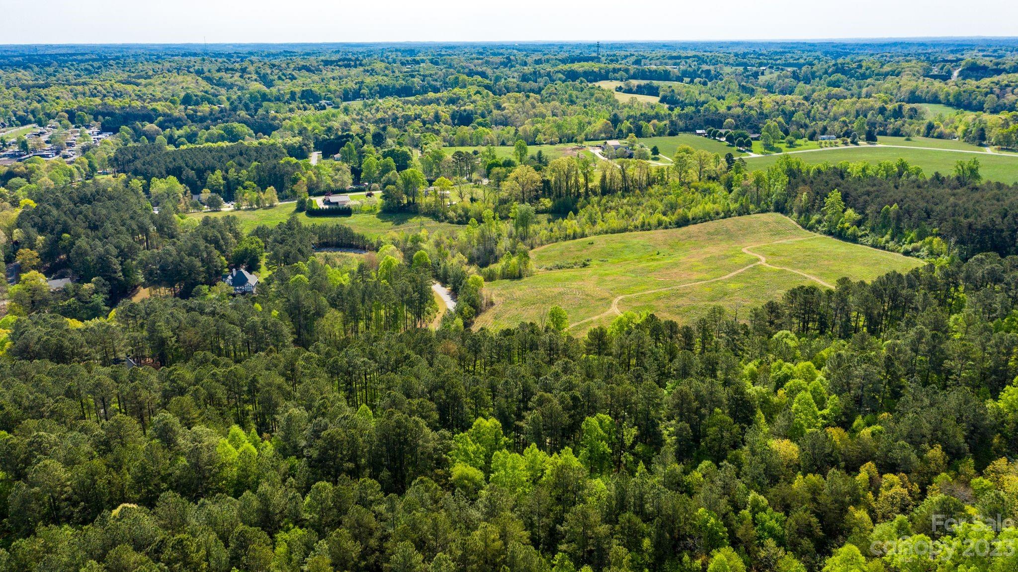 1285 Misty Lane Hickory NC 28601