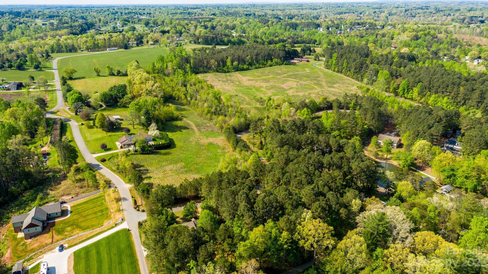 1285 Misty Lane Hickory NC 28601