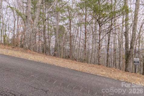 2724 Mountain Crest Drive S Marion NC 28752