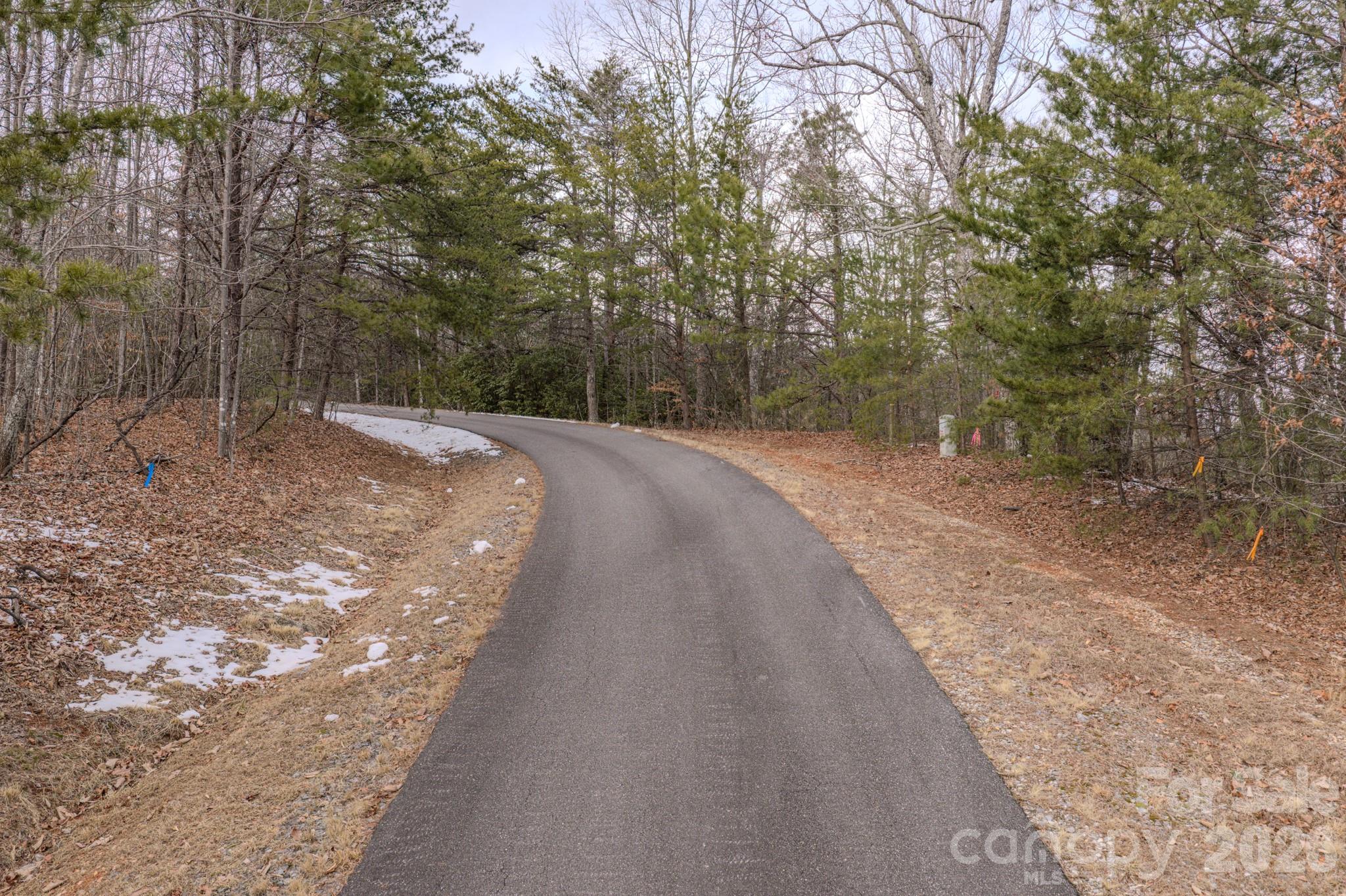 2724 Mountain Crest Drive S Marion NC 28752