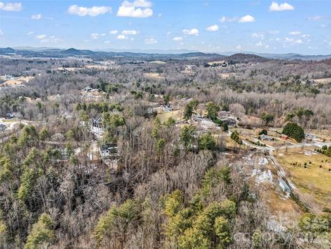 88 Summer Shade Court Hendersonville NC 28792